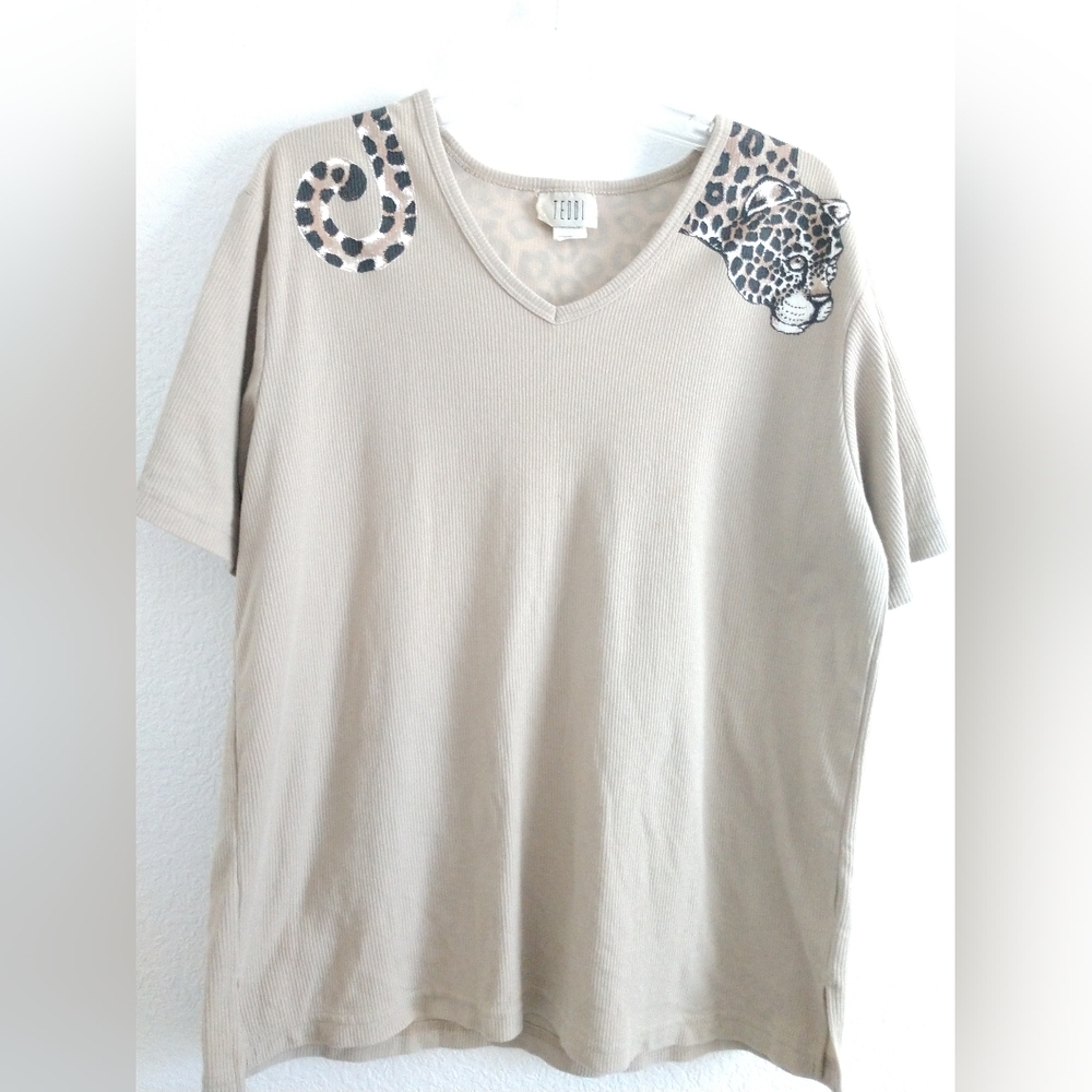 Fun Vintage Teddi Shirt Top Painted Leopard Cheetah Neckline Beige Women's Large